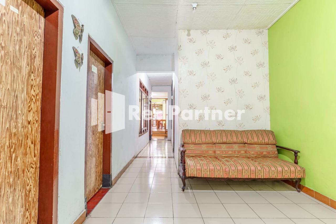 Nafisa Homestay Syariah Near Jatim Park 3 Batu Mitra Reddoorz Malang Luaran gambar